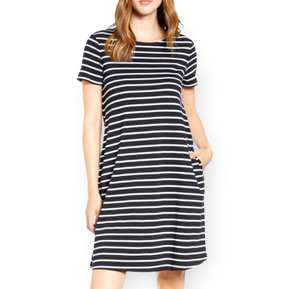 1901 Women's Size S Cap Sleeve Round Neck Pockets T-Shirt Dress Black White $69